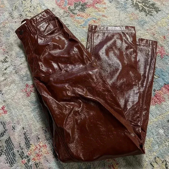 Abercrombie Curve Love Vegan Leather 90s Straight Pant - Picture 4 of 5